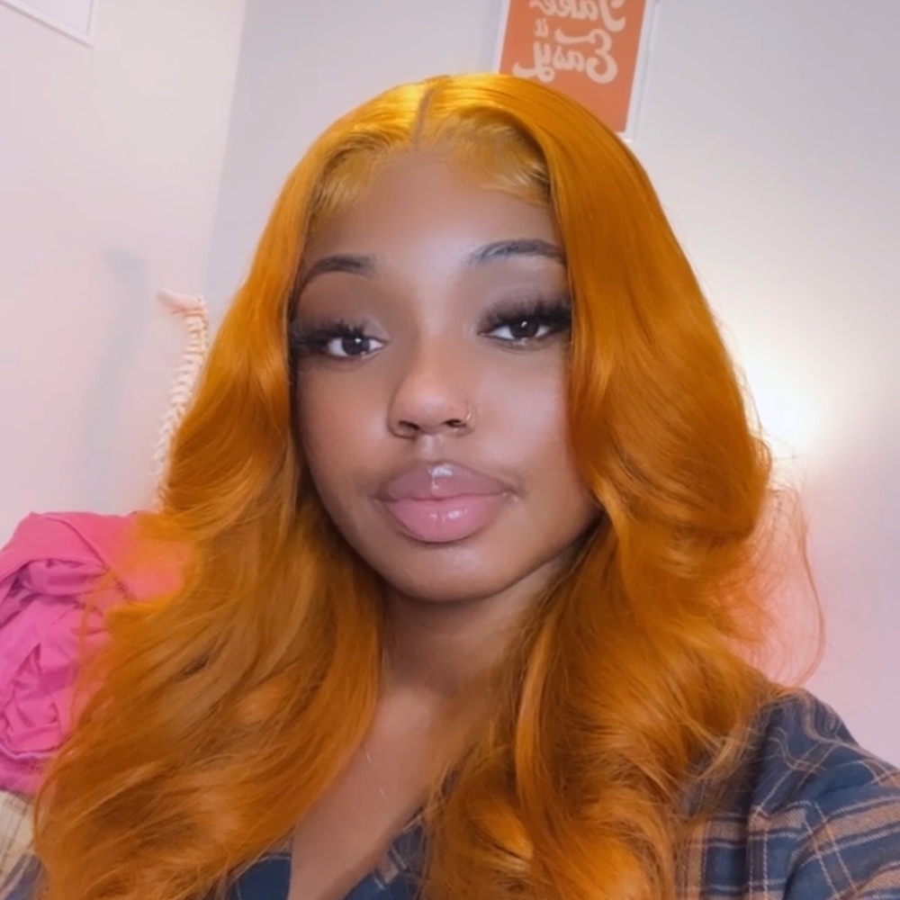 Meet your Posher, Dionna